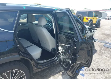 2025 Volkswagen Taos 1.5T Se from USA, damaged, VIN 3VVSC7B21SM008343